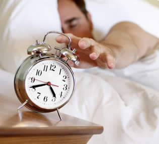 Cómo levantarse temprano sin tener sueño